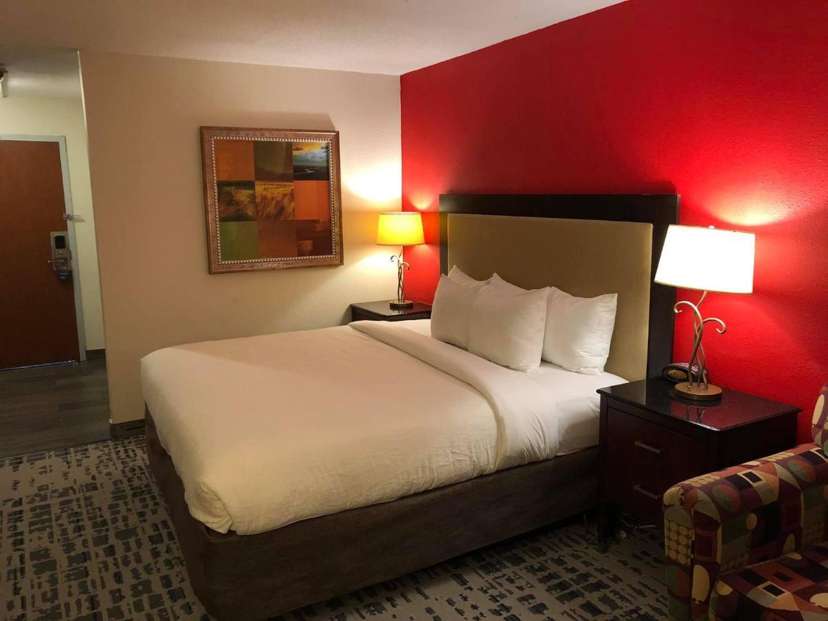 Baymont By Wyndham Ferndale/Royal Oak Hotel Luaran gambar