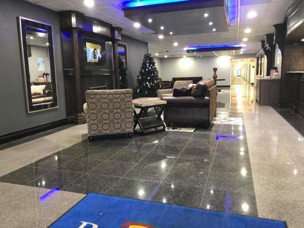 Baymont By Wyndham Ferndale/Royal Oak Hotel Luaran gambar