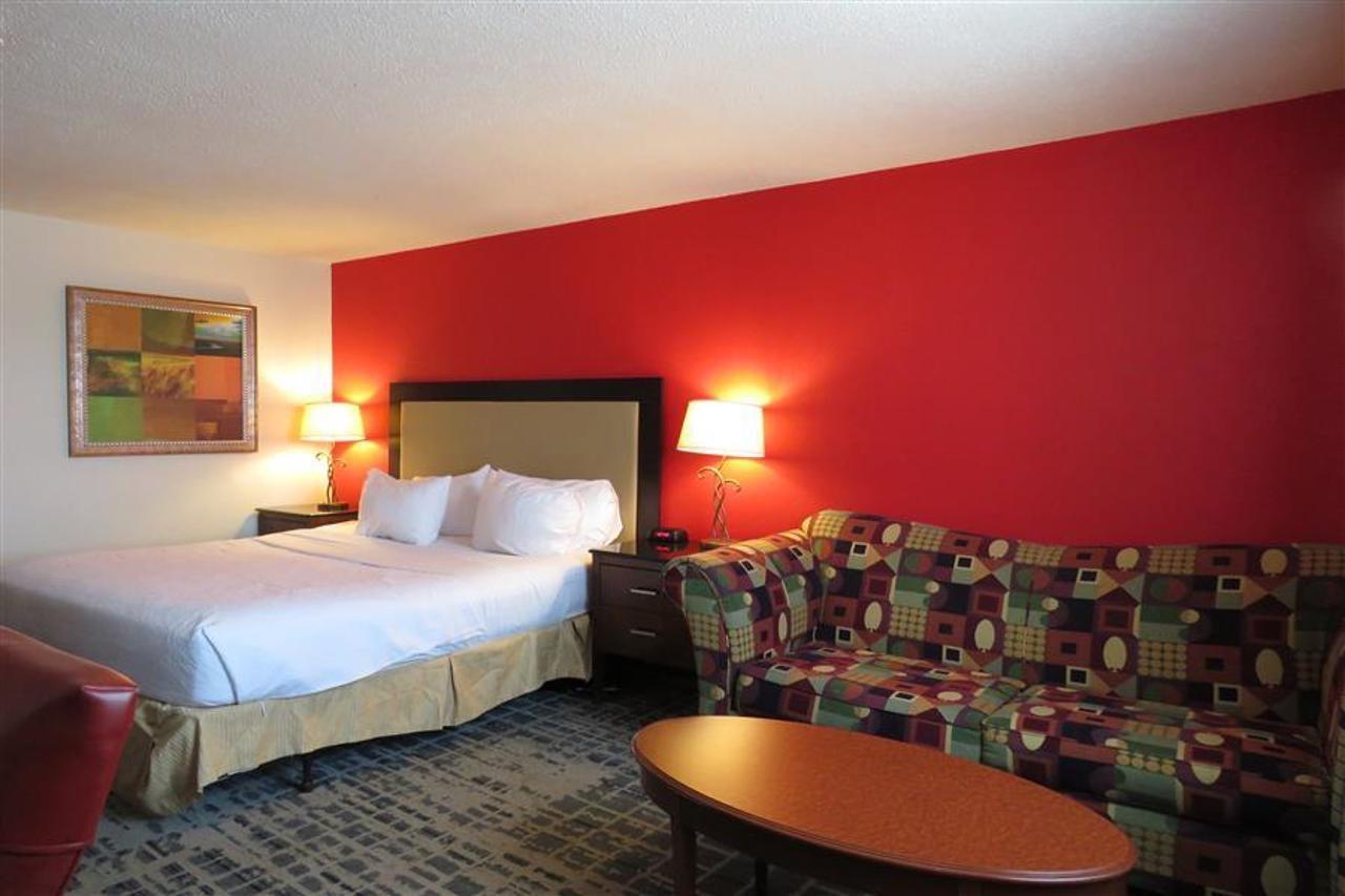 Baymont By Wyndham Ferndale/Royal Oak Hotel Luaran gambar