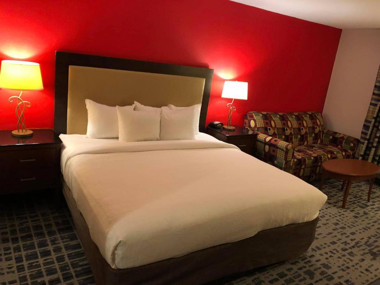 Baymont By Wyndham Ferndale/Royal Oak Hotel Luaran gambar